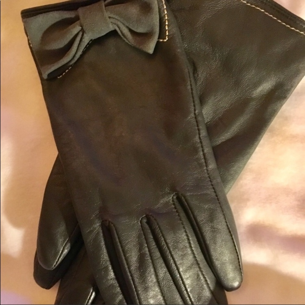 Grey leather gloves